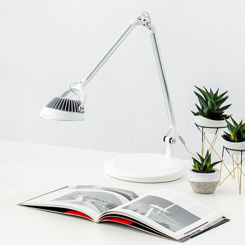 Humanscale best sale task light